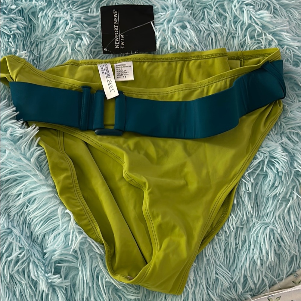 NWT Newport News belted slimming bikini bottom Bond girl athletic scuba style